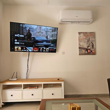 Zom Holiday Apartment 파포스 외부 사진